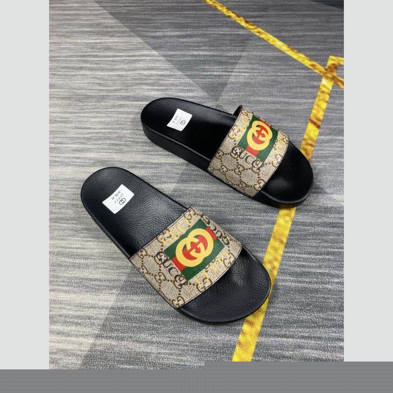G*u*i slippers